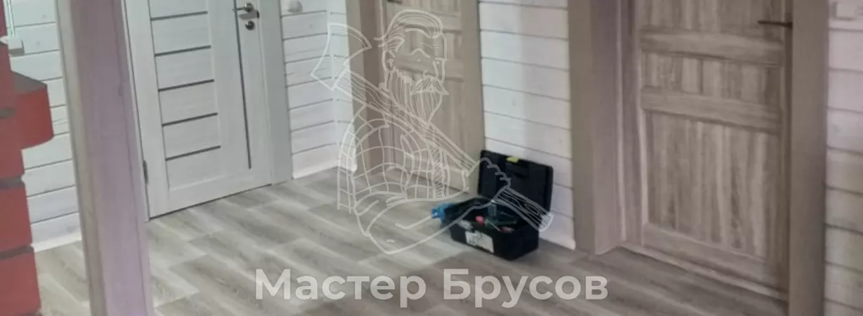 Как выбрать двери для дома из бруса?