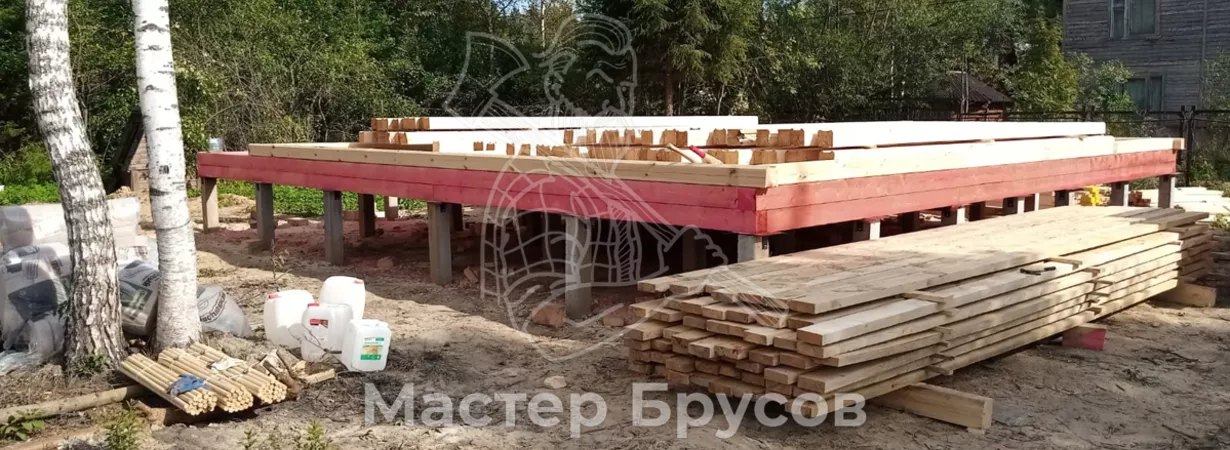 Подготовка и первые этапы строительства дома из бруса