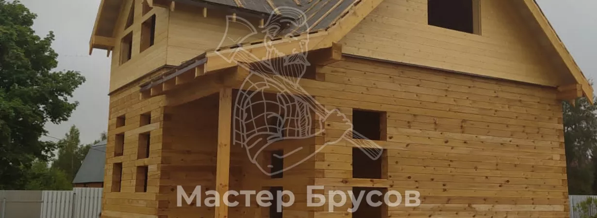 Что лучше — дом из бруса или бревна?